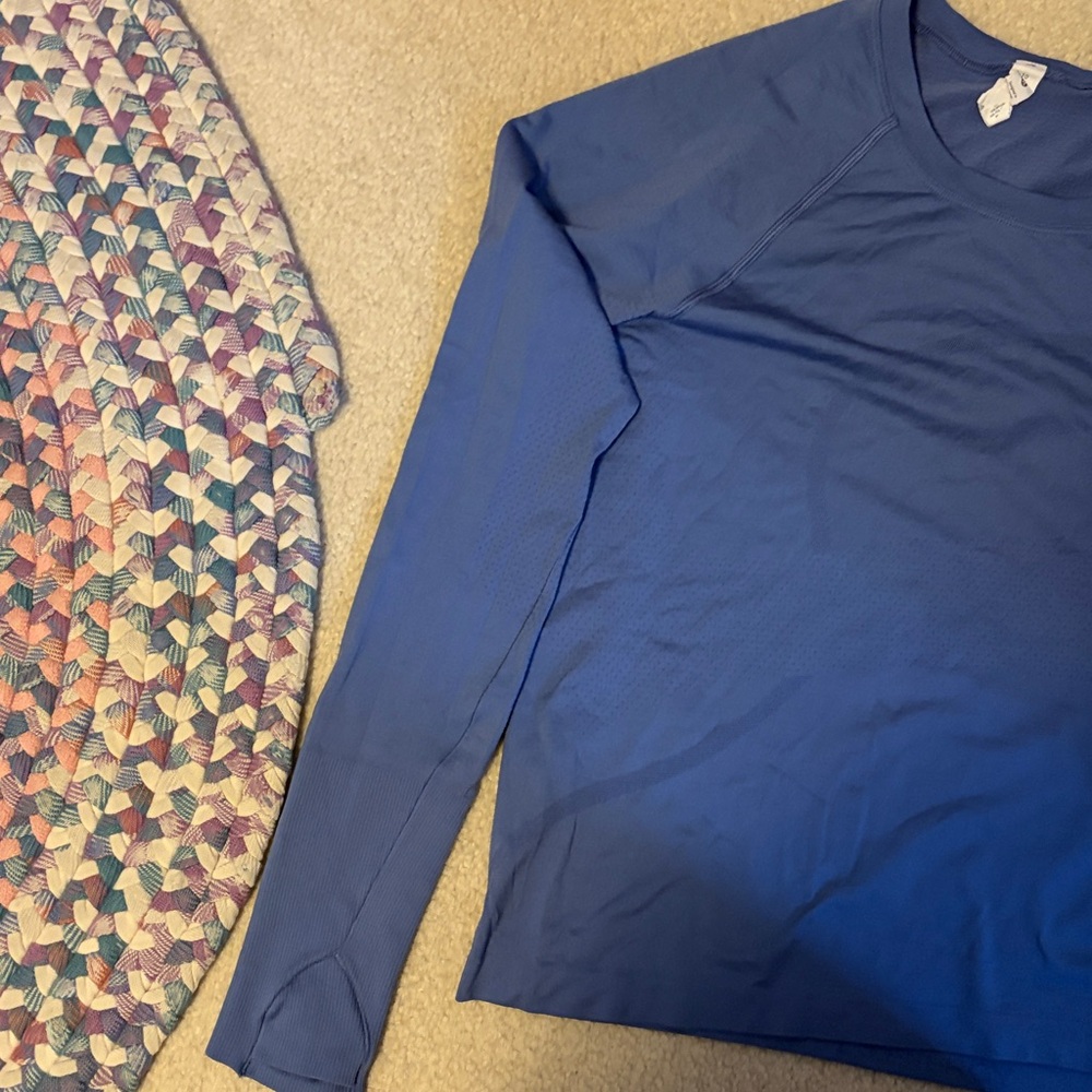 Lululemon Swiftly Tech Long Sleeve “Race Length” - Picture 3 of 6
